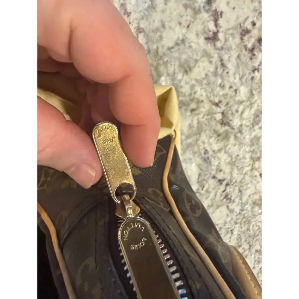 Louis Vuitton Manhattan PM